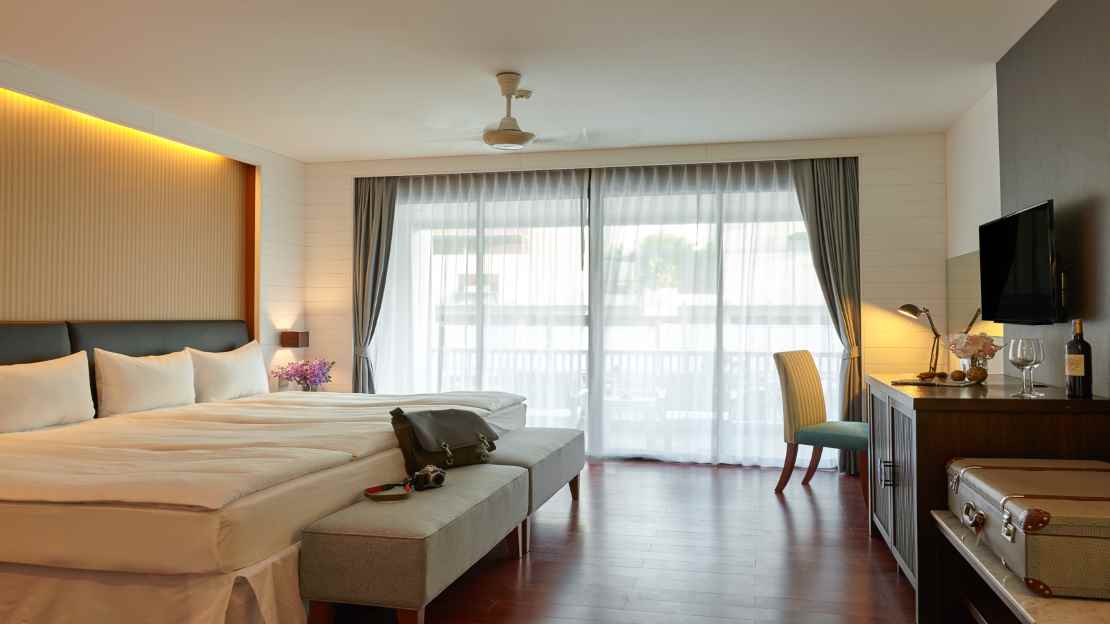 Mini Suite Pool/Garden Balcony